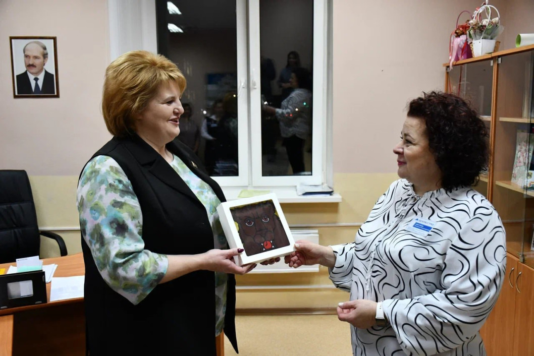 Председатель райисполкома встретилась с трудовым коллективом Белгосстраха.