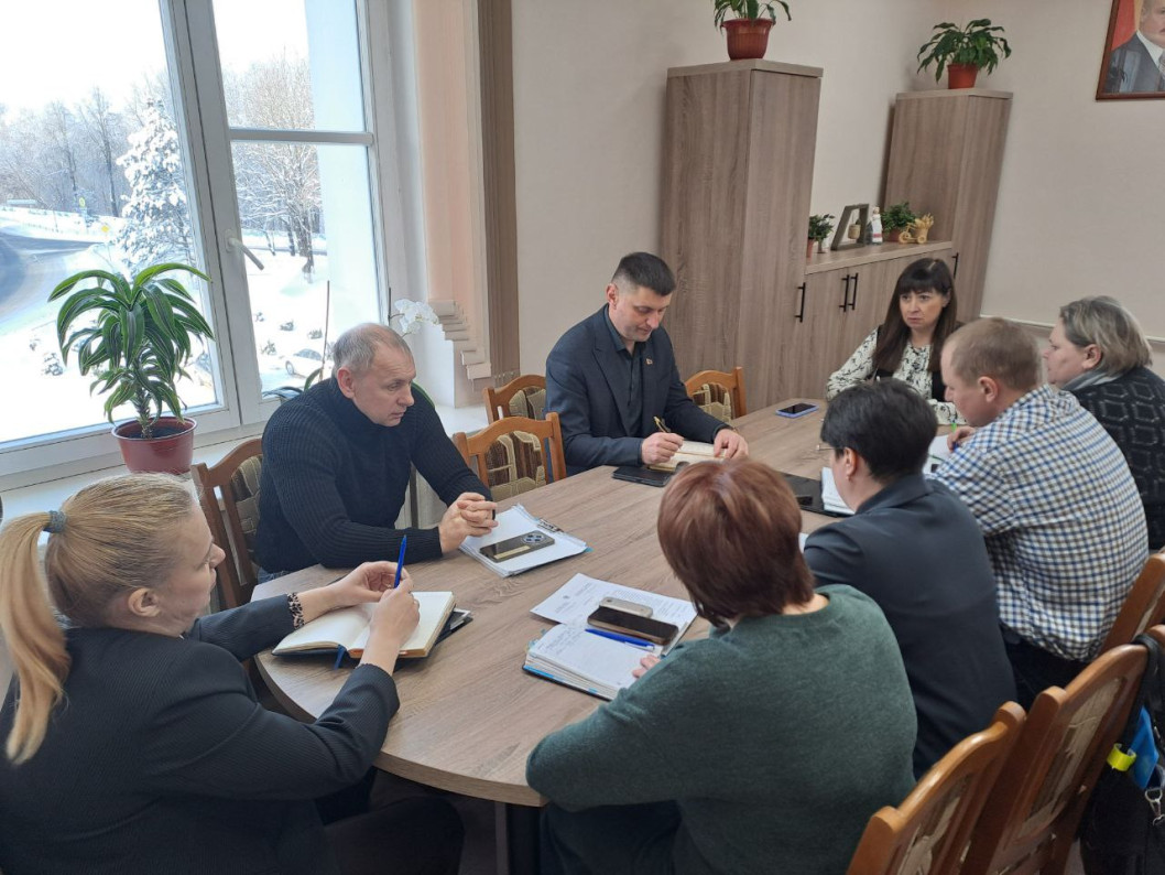 Старшыня раённага Савета дэпутатаў Святлана Зуева правяла нараду са старшынямі сельскіх выканаўчых камітэтаў
