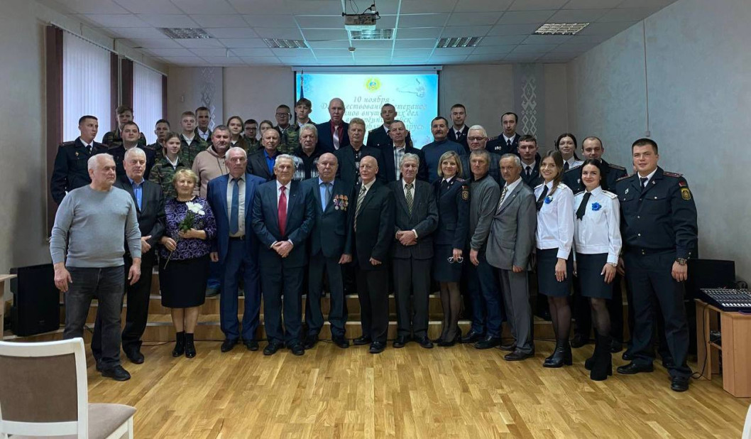 В Городке в торжественной обстановке чествовали ветеранов органов внутренних дел