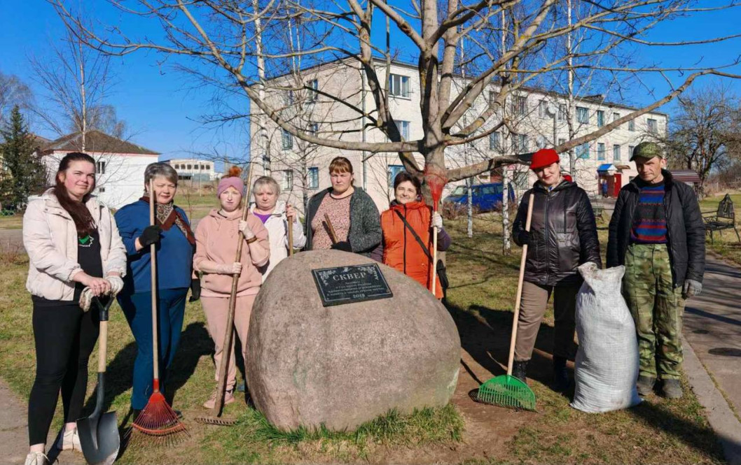 Коротко о главном: весенний десант чистоты в Бычихинском сельсовете