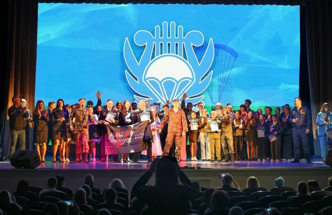 Сергей Лавренов из филиала «Езерищенский горпоселковый Дом культуры», с триумфом вернулся из Пскова