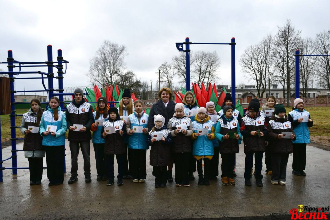 Новую спортивную площадку открыли на улице Баграмяна в г.Городке