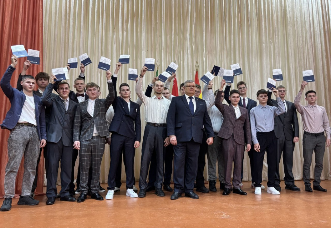 Помощник Президента Республики Беларусь– инспектор по Витебской области Владимир Юргевич принял участие в торжественном вручении дипломов выпускникам Городокского аграрно-технического колледжа