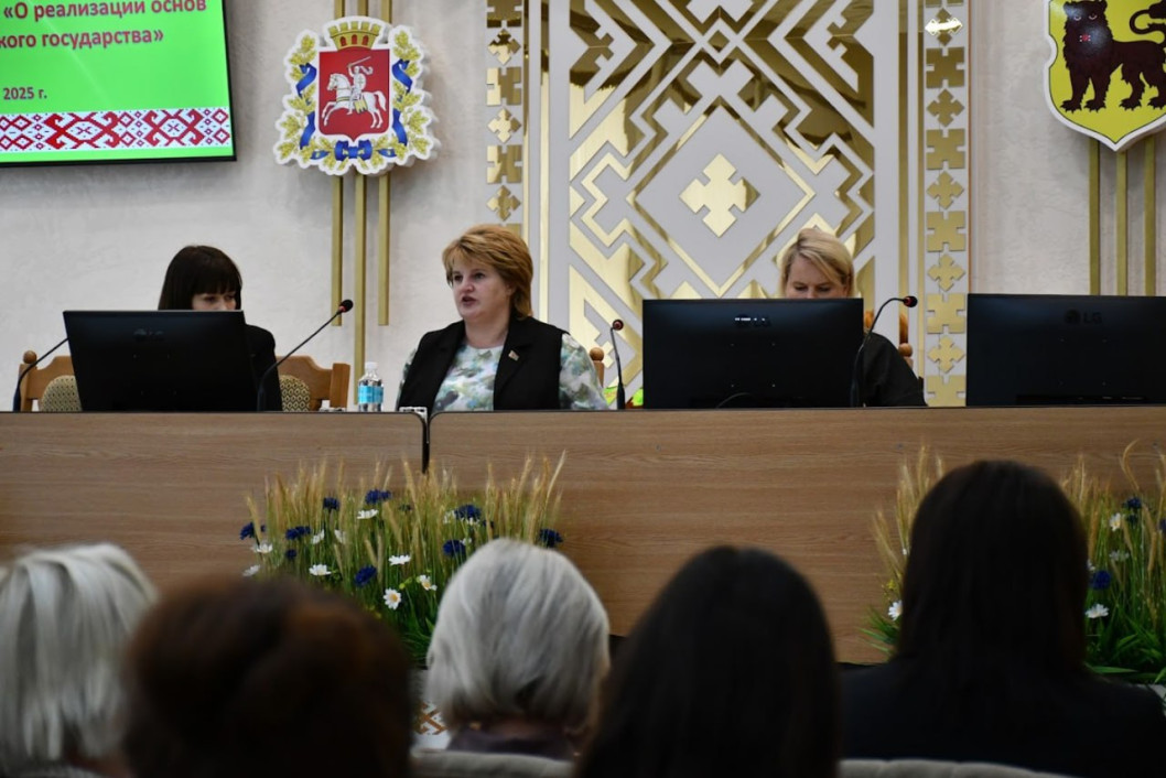 В Городке прошёл семинар, посвящённый актуальным вопросам реализации Директивы Президента Республики Беларусь от 9 апреля 2025 года № 12 "О реализации основ идеологии белорусского государства"