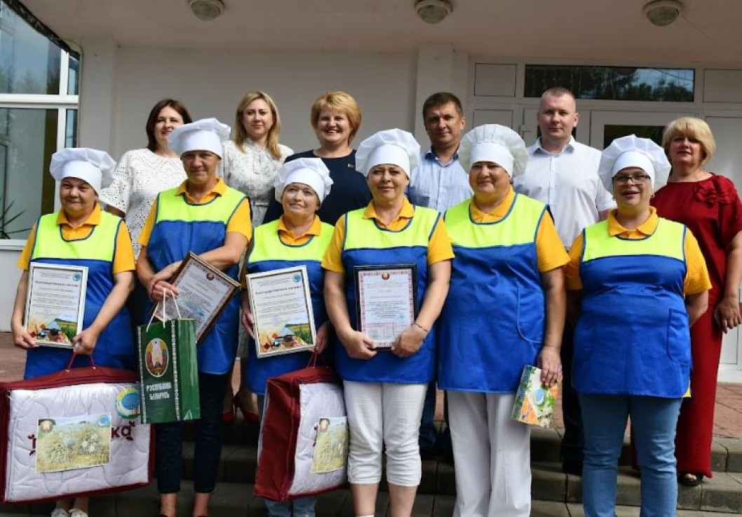 "Женщины за урожай": в районе чествовали тружениц сферы АПК.