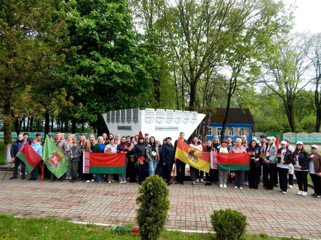 Автопробег «Дорогами памяти» с участием работников системы образования прошел в Городокском районе.
